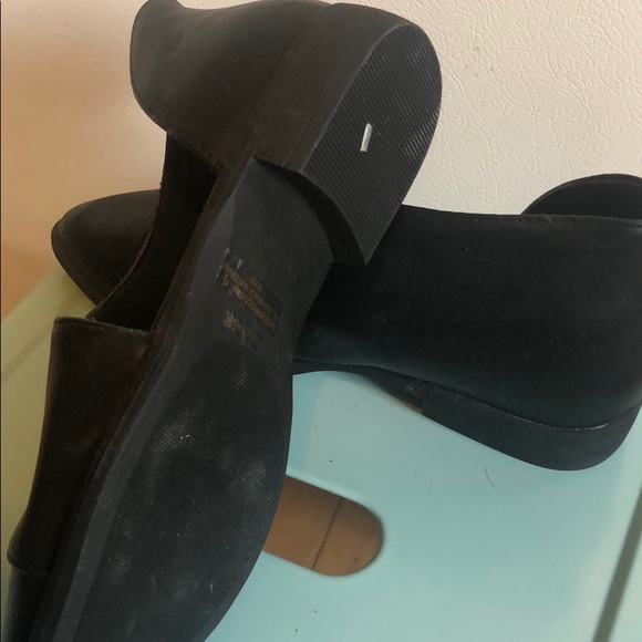 Never worn black flats - Picture 2 of 3